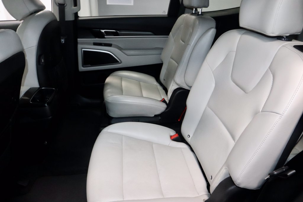 Used 2022 Kia Telluride S AWD/4WD image 21