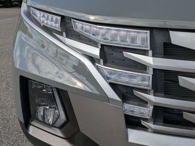 Used 2024 Hyundai Santa Cruz SEL w/ Activity Package image 10