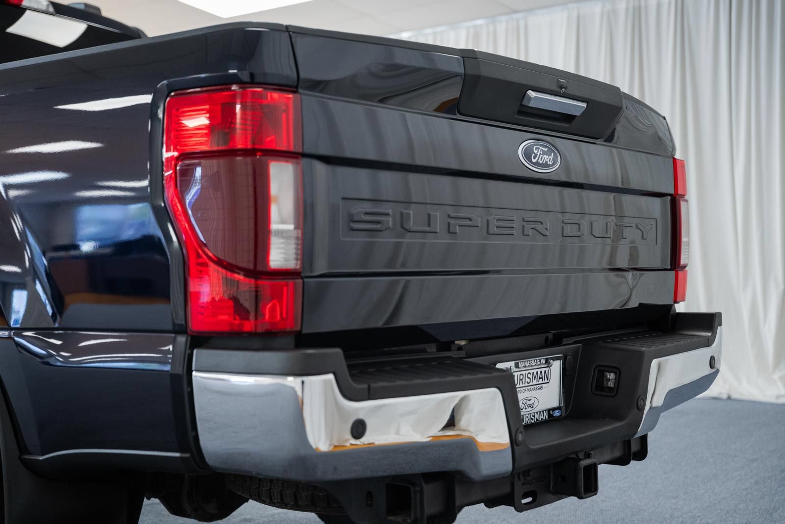 Certified 2021 Ford F250 XLT w/ XLT Premium Package AWD/4WD image 6