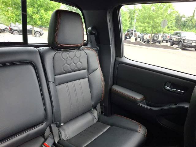 Used 2023 Nissan Frontier PRO-4X w/ Pro-4X Premium Package AWD/4WD image 14