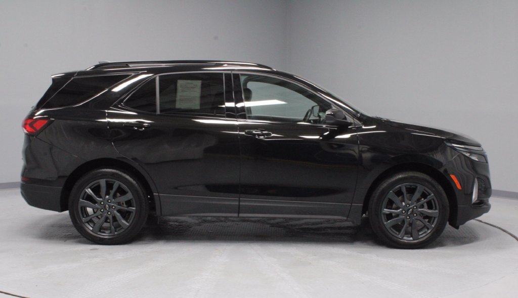 Used 2023 Chevrolet Equinox RS FWD image 13