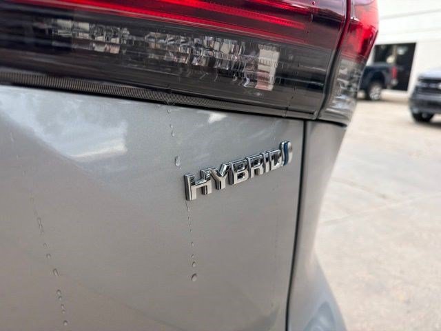 Used 2024 Toyota Highlander Limited AWD/4WD image 15