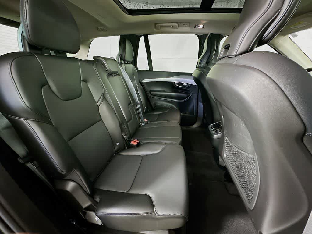Used 2022 Volvo XC90 T5 Momentum w/ Advanced Package FWD image 32