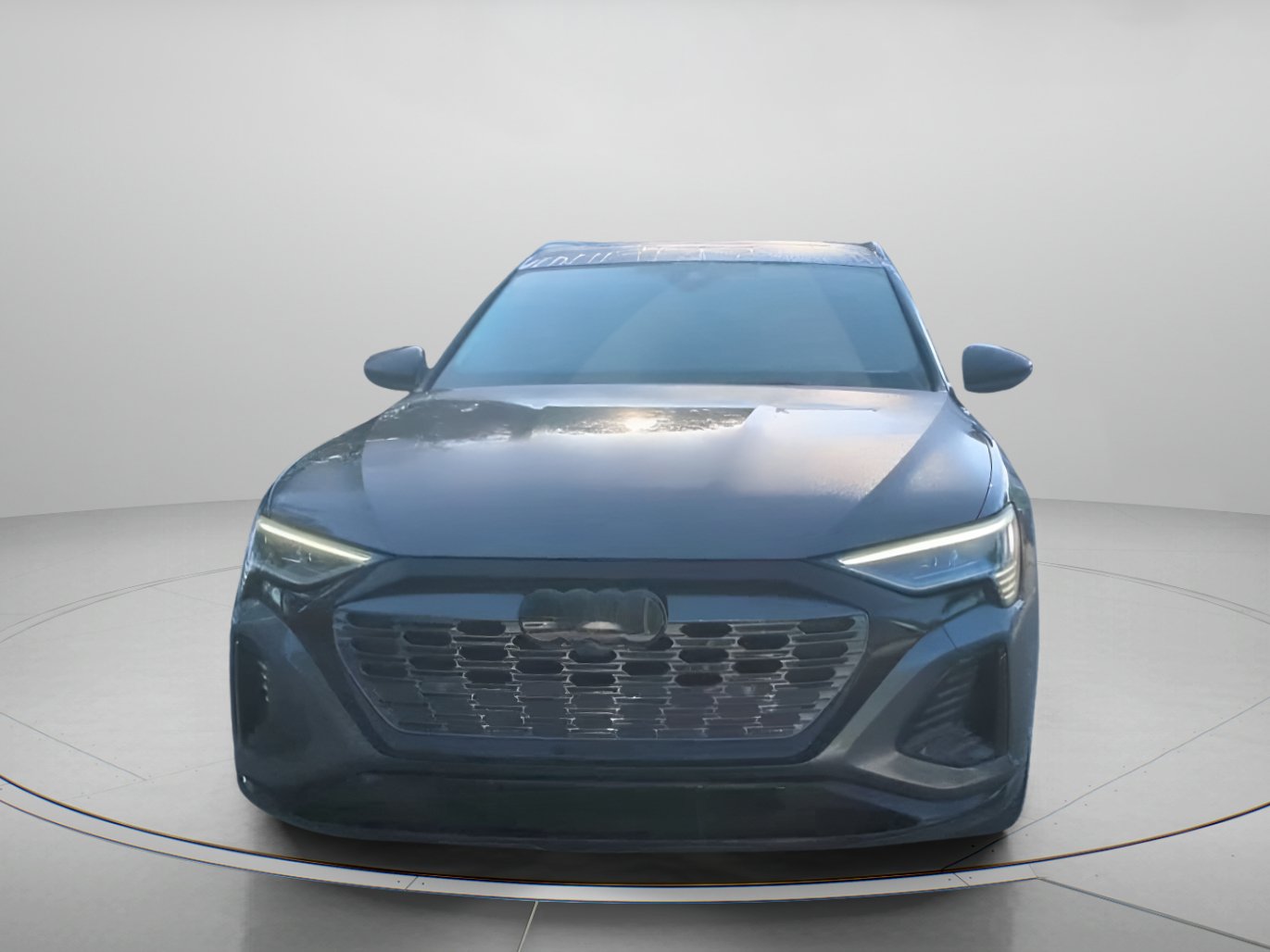 Used 2024 Audi Q8 e-tron Prestige AWD/4WD image 8