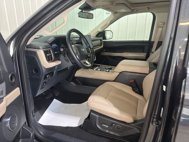 Certified 2024 Ford Expedition Limited AWD/4WD image 2