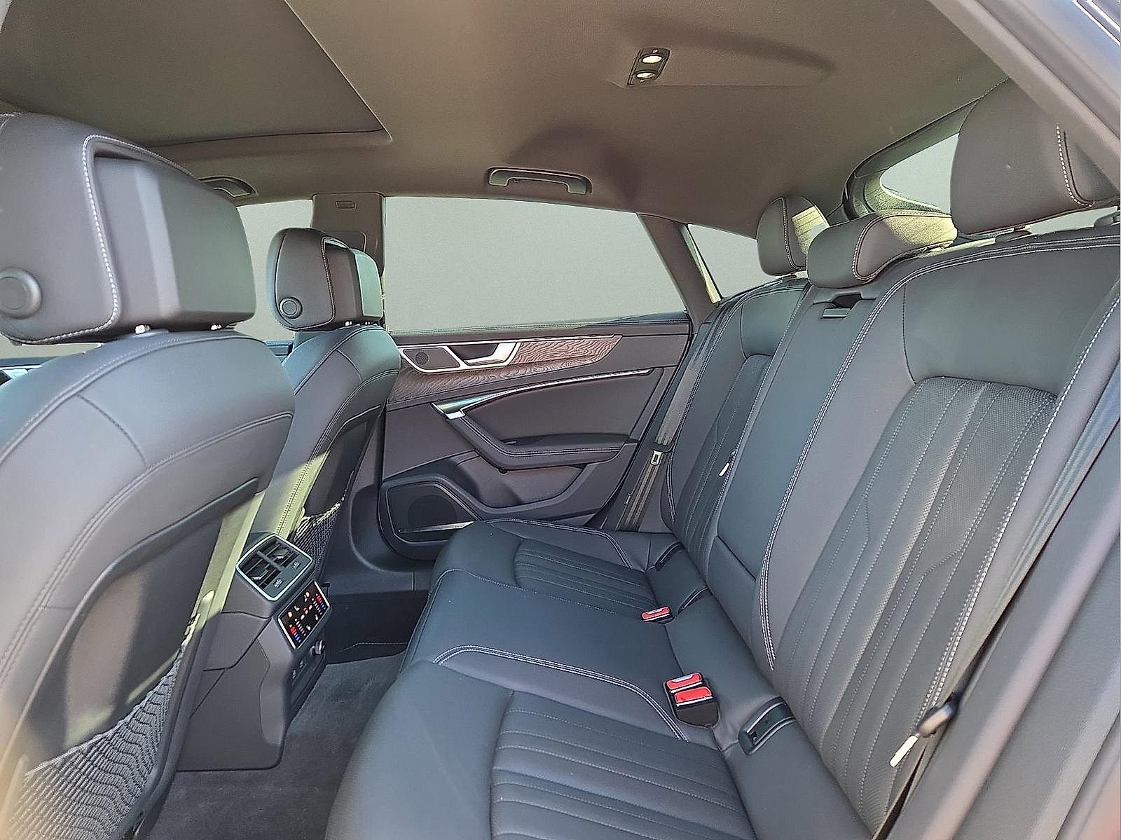 Used 2023 Audi A7 3.0T Premium Plus image 10