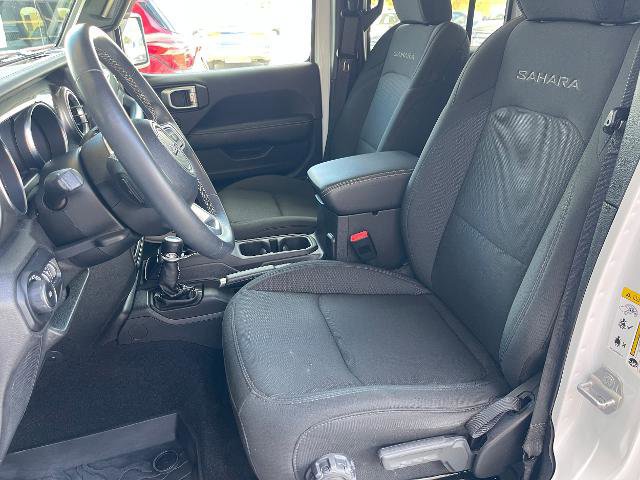 Used 2019 Jeep Wrangler Unlimited Sahara image 21
