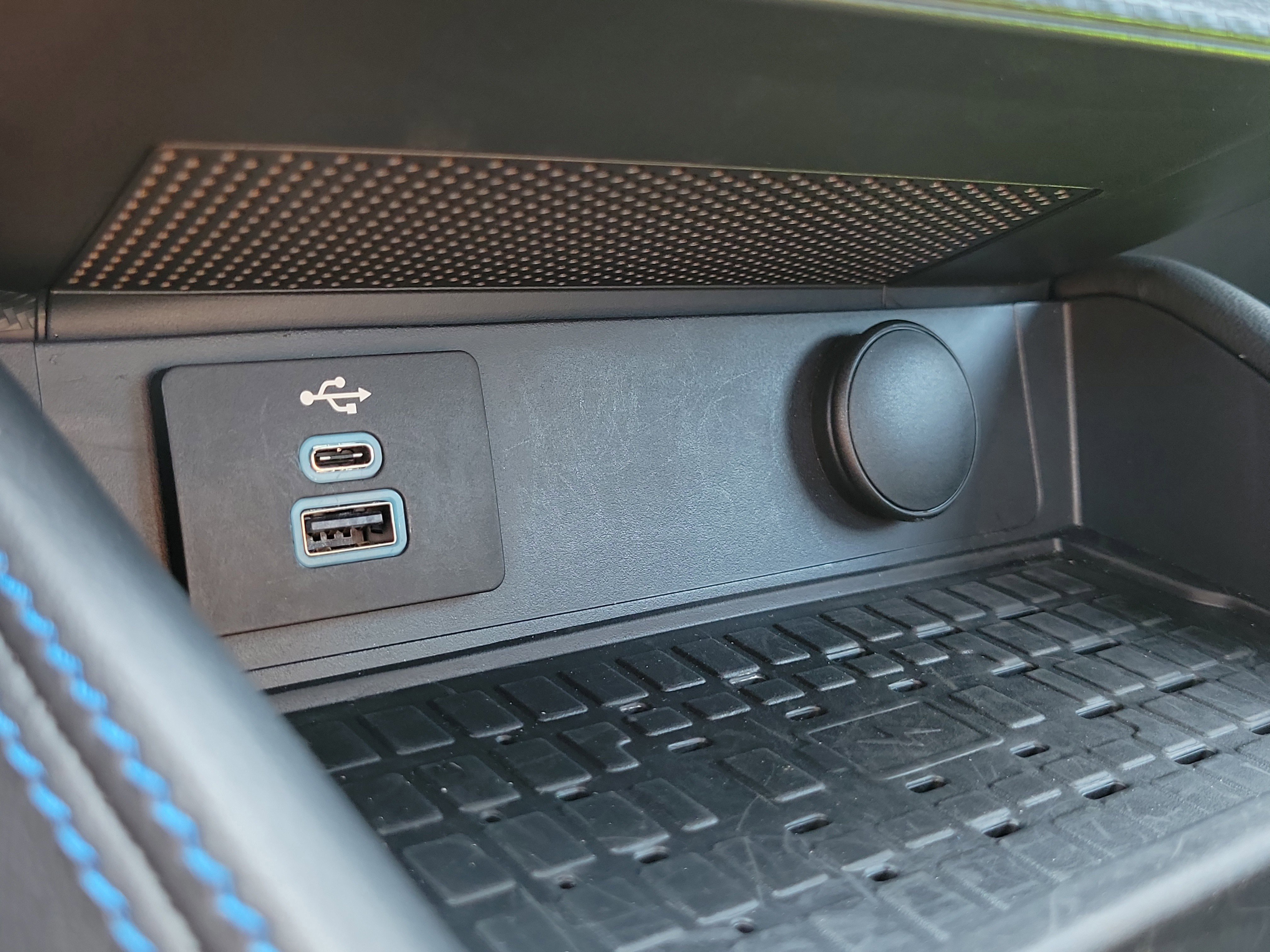 Certified 2024 Ford Mustang Dark Horse w/ Dark Horse Handlin Package image 26