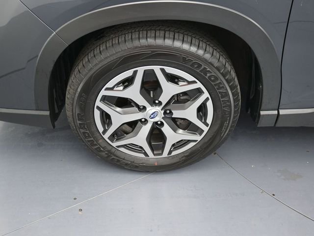 Used 2020 Subaru Forester Premium image 9