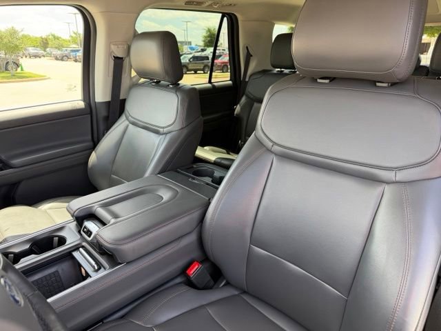 Certified 2025 Ford Expedition Active RWD image 13