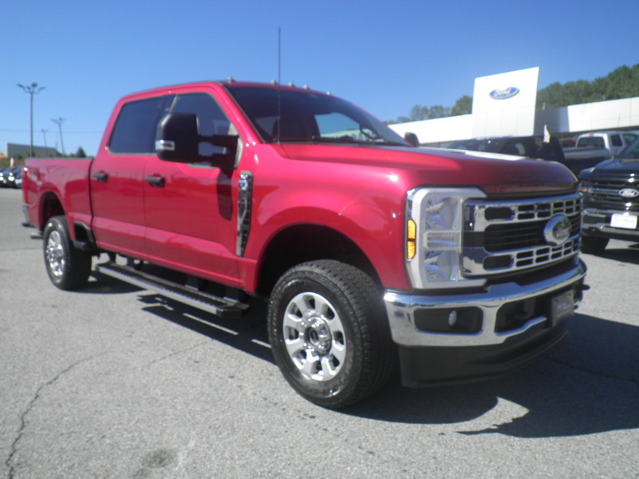 Certified 2024 Ford F250 XLT AWD/4WD image 1