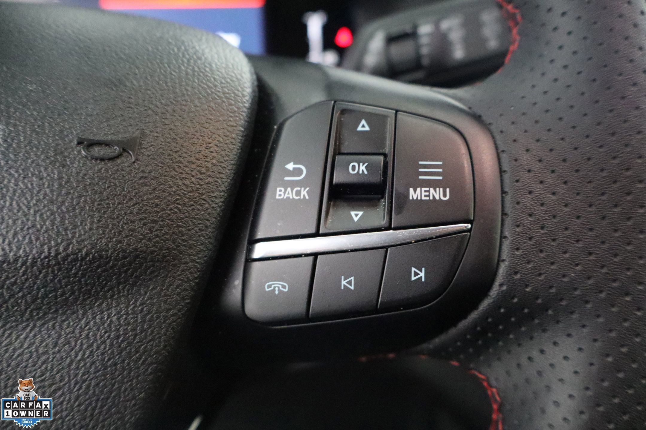 Certified 2025 Ford Escape ST-Line image 23