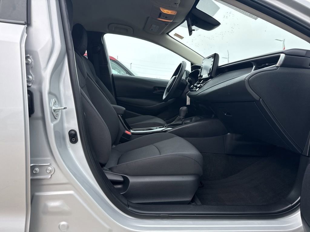 Used 2022 Toyota Corolla LE image 46