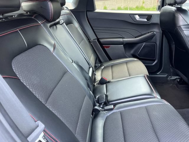 Certified 2024 Ford Escape ST-Line AWD/4WD image 27