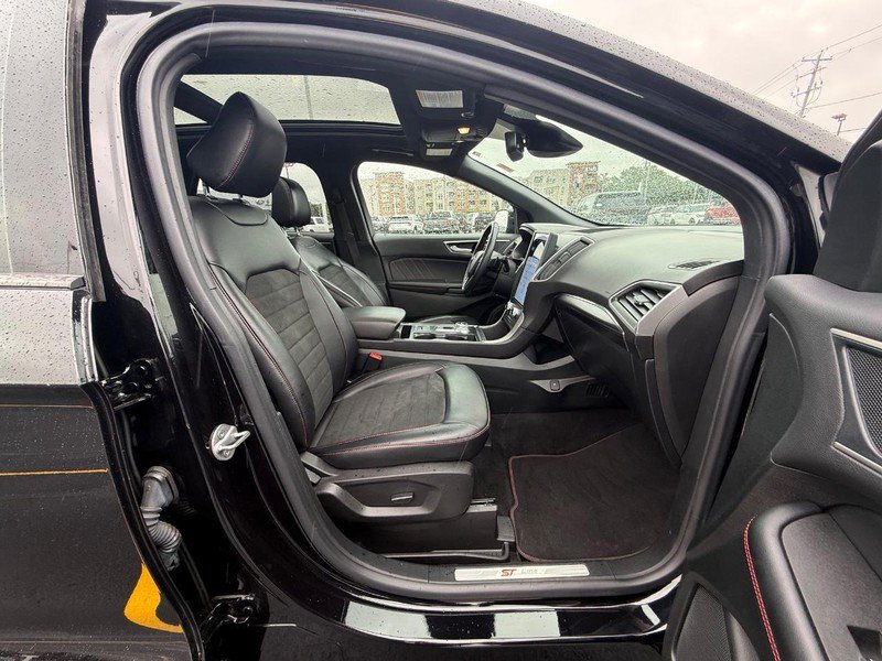 Certified 2023 Ford Edge ST-Line w/ Class II Trailer Tow Package AWD/4WD image 14