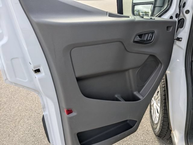 Certified 2025 Ford Transit 250 Low Roof w/ Exterior Upgrade Package RWD image 9