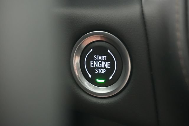 Used 2024 Chevrolet Tahoe High Country AWD/4WD image 18