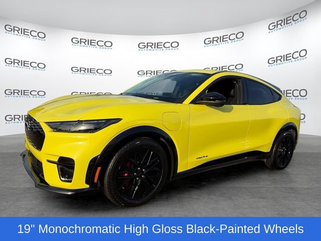 Certified 2025 Ford Mustang Mach-E Premium w/ Sport Appearance Package RWD image 3