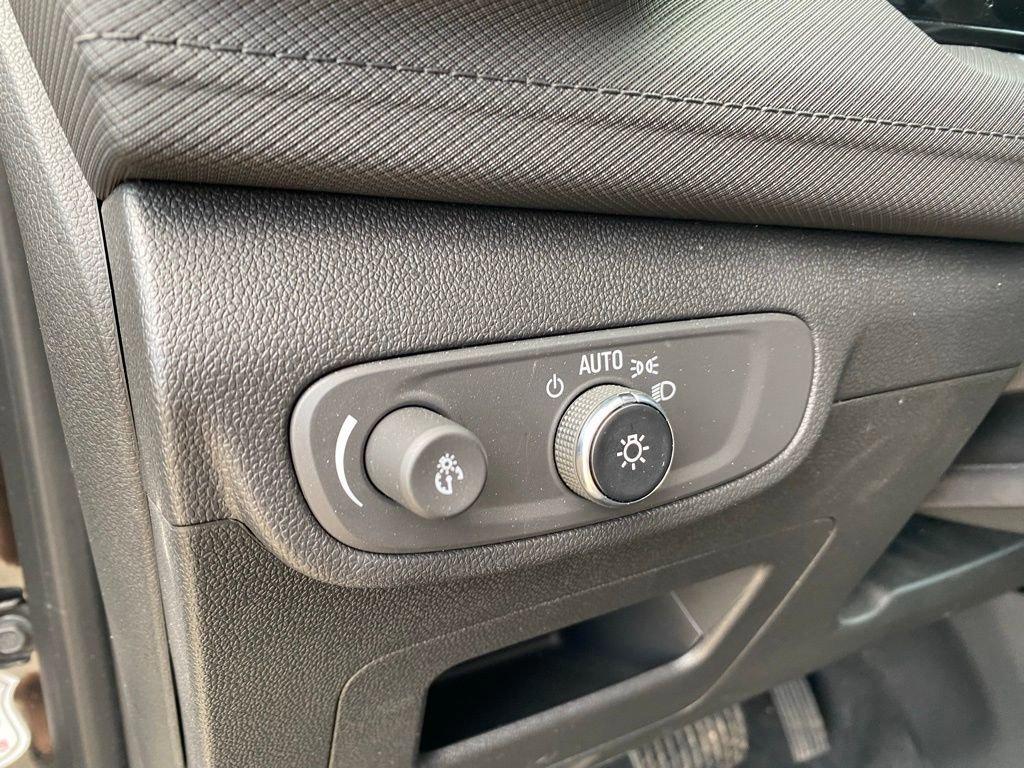 Used 2025 Chevrolet TrailBlazer LT image 18