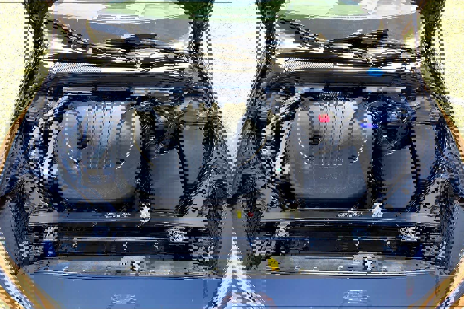 Used 2023 Volvo S60 B5 Plus image 32