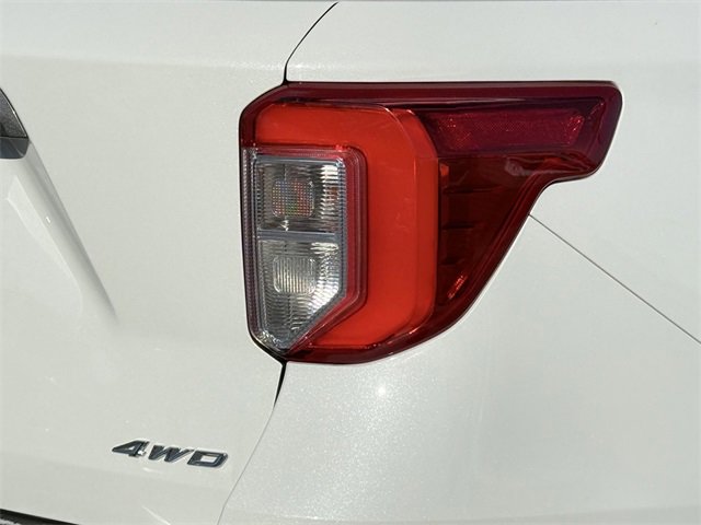 Certified 2023 Ford Explorer XLT w/ Equipment Group 202A image 33