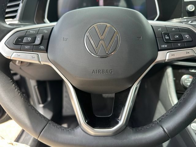 Used 2024 Volkswagen Jetta SE FWD image 25
