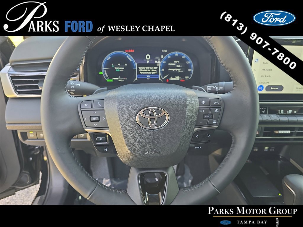 Used 2025 Toyota Camry XSE image 28
