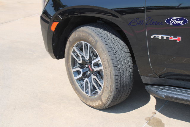 Used 2023 GMC Yukon AT4 AWD/4WD image 9
