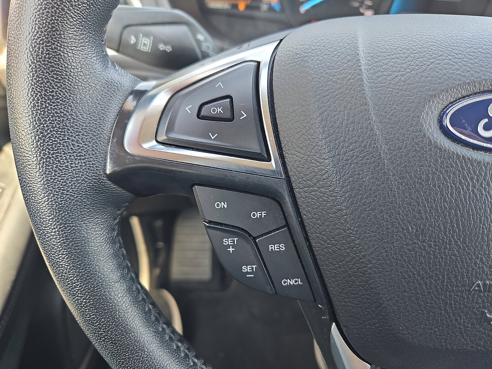 Certified 2024 Ford Edge SEL w/ Convenience Package AWD/4WD image 23