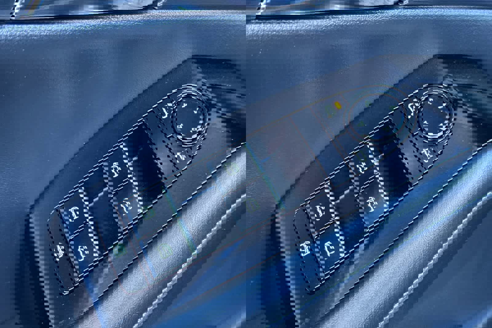 Used 2025 MAZDA CX-30 AWD 2.5 S w/ Preferred Package image 13