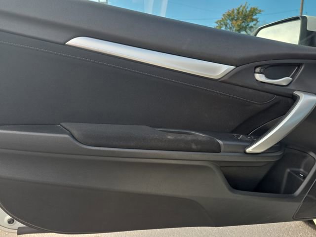 Used 2019 Honda Civic EX image 16