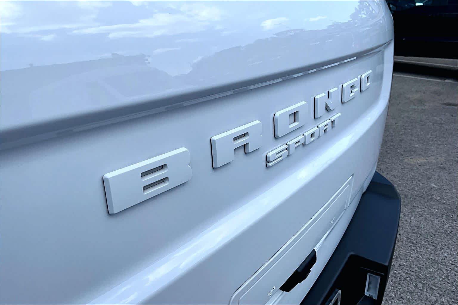Certified 2024 Ford Bronco Sport Badlands w/ Premium Package AWD/4WD image 10