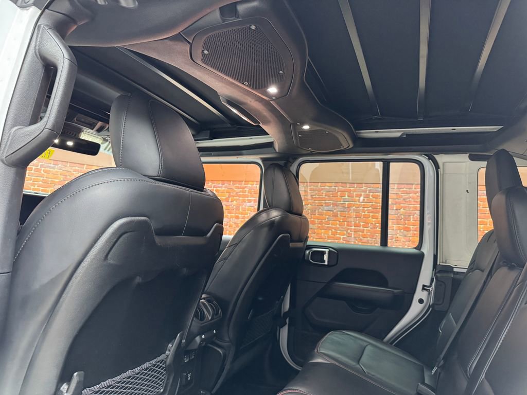 Used 2024 Jeep Wrangler Unlimited Rubicon AWD/4WD image 28