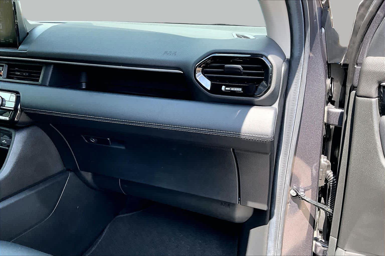 Used 2025 Honda Pilot EX-L image 19