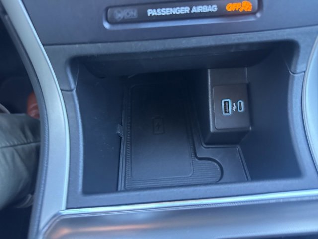 Certified 2022 Ford Edge SEL w/ Convenience Package image 35