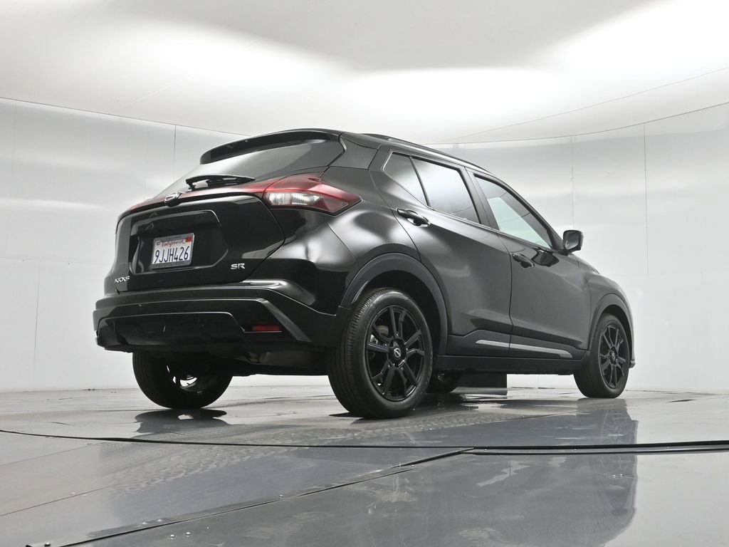 Used 2023 Nissan Kicks SR w/ SR Premium Package image 48