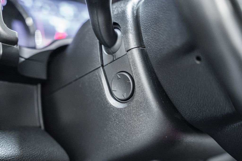 Certified 2020 Ford F350 Platinum w/ FX4 Off-Road Package image 53