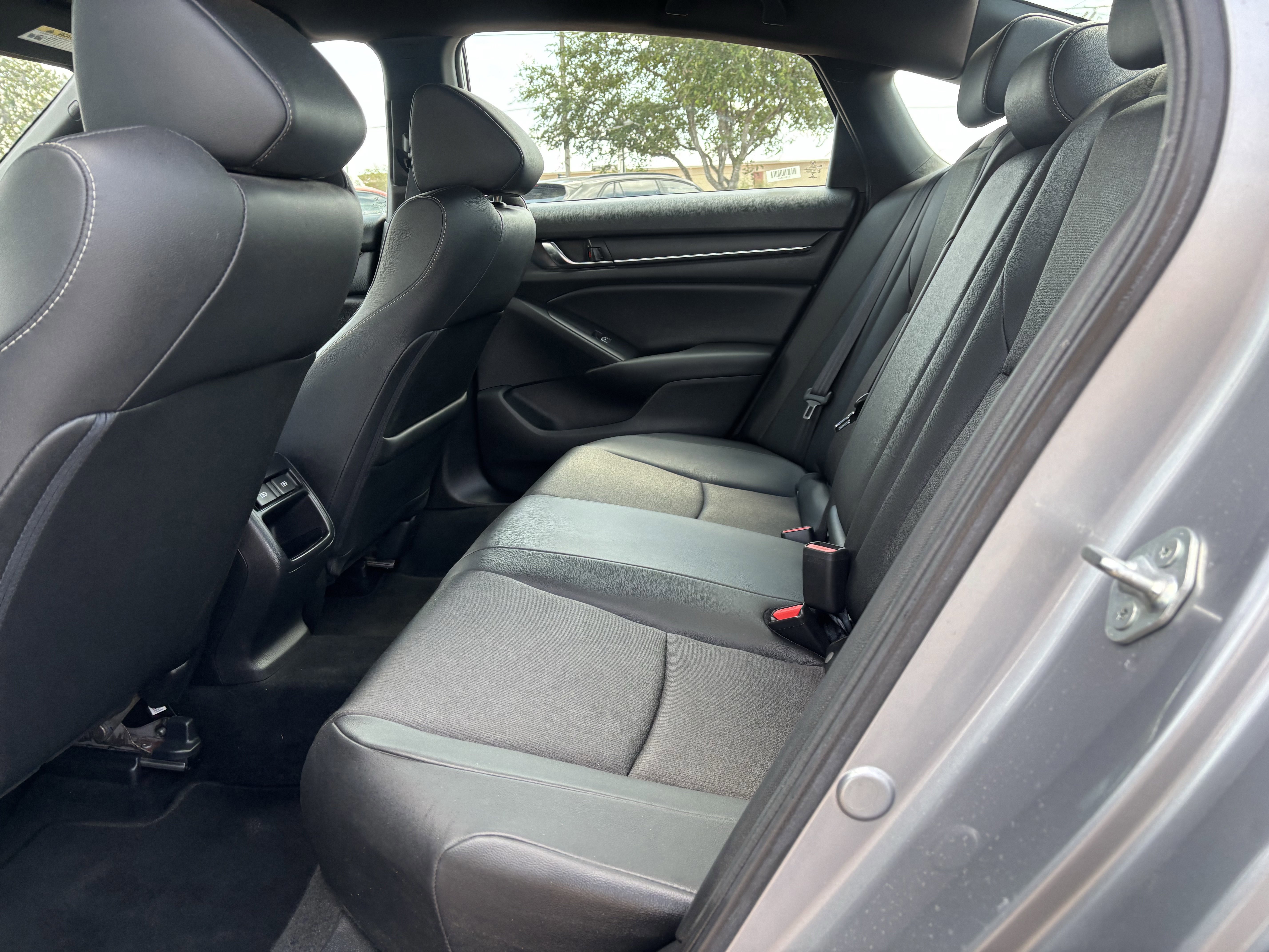 Used 2021 Honda Accord Sport image 14