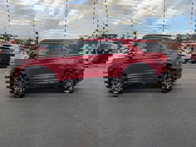 Certified 2022 Ford Explorer XLT w/ Equipment Group 202A image 7