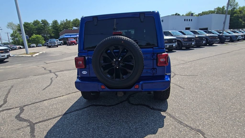 Used 2020 Jeep Wrangler Unlimited Sahara AWD/4WD image 18