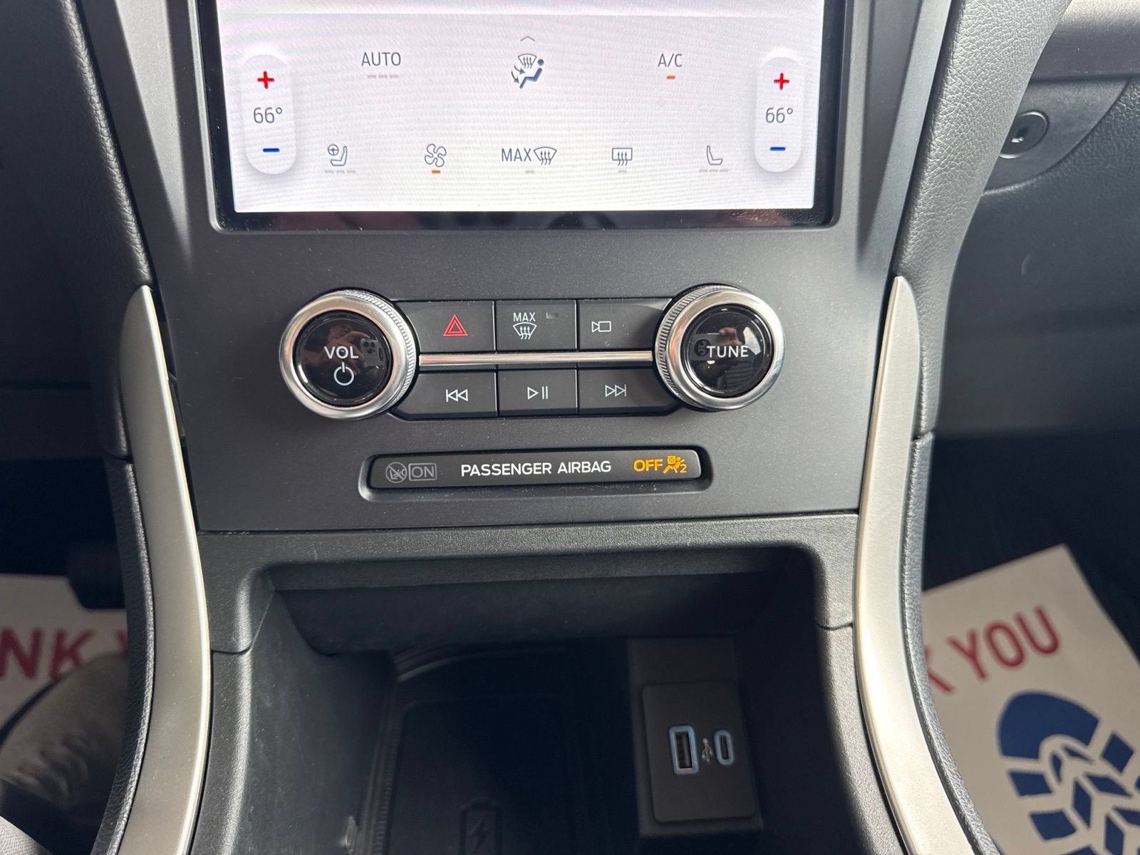 Certified 2024 Ford Edge SEL w/ Convenience Package AWD/4WD image 33