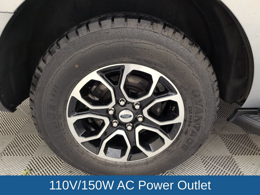 Certified 2024 Ford Expedition XLT AWD/4WD image 19