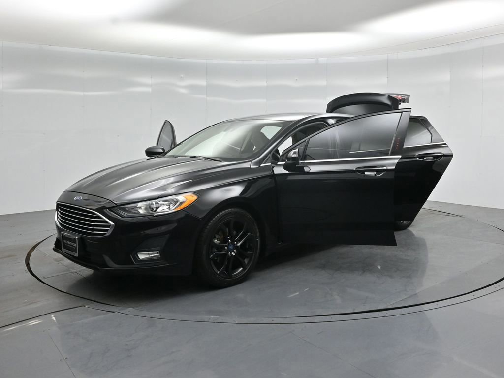 Certified 2020 Ford Fusion SE w/ Equipment Group 151A image 52