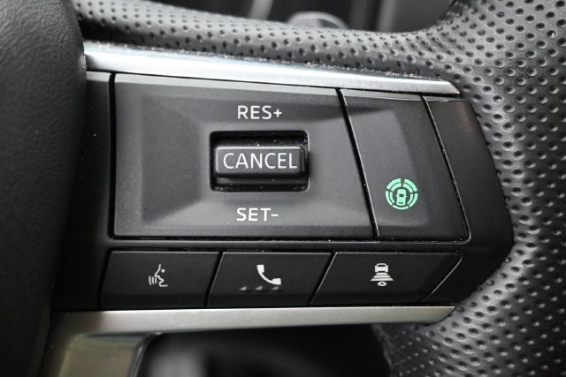 Used 2025 Mitsubishi Outlander SE FWD image 16