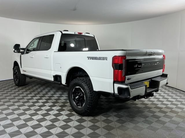 Certified 2025 Ford F350 Platinum w/ Tremor Off-Road Package AWD/4WD image 6