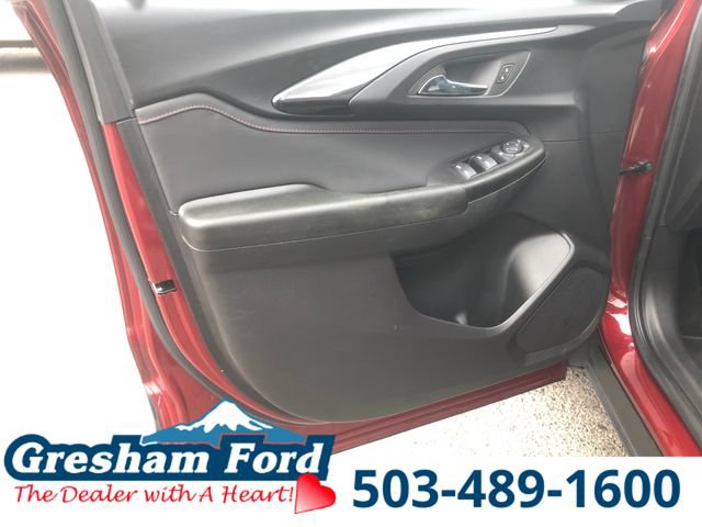 Used 2023 Chevrolet TrailBlazer RS AWD/4WD image 16