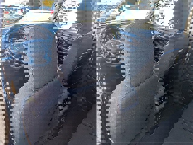 Used 2024 GMC Terrain SLE image 26