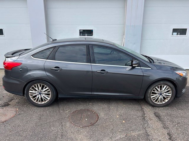 Certified 2018 Ford Focus Titanium FWD image 6