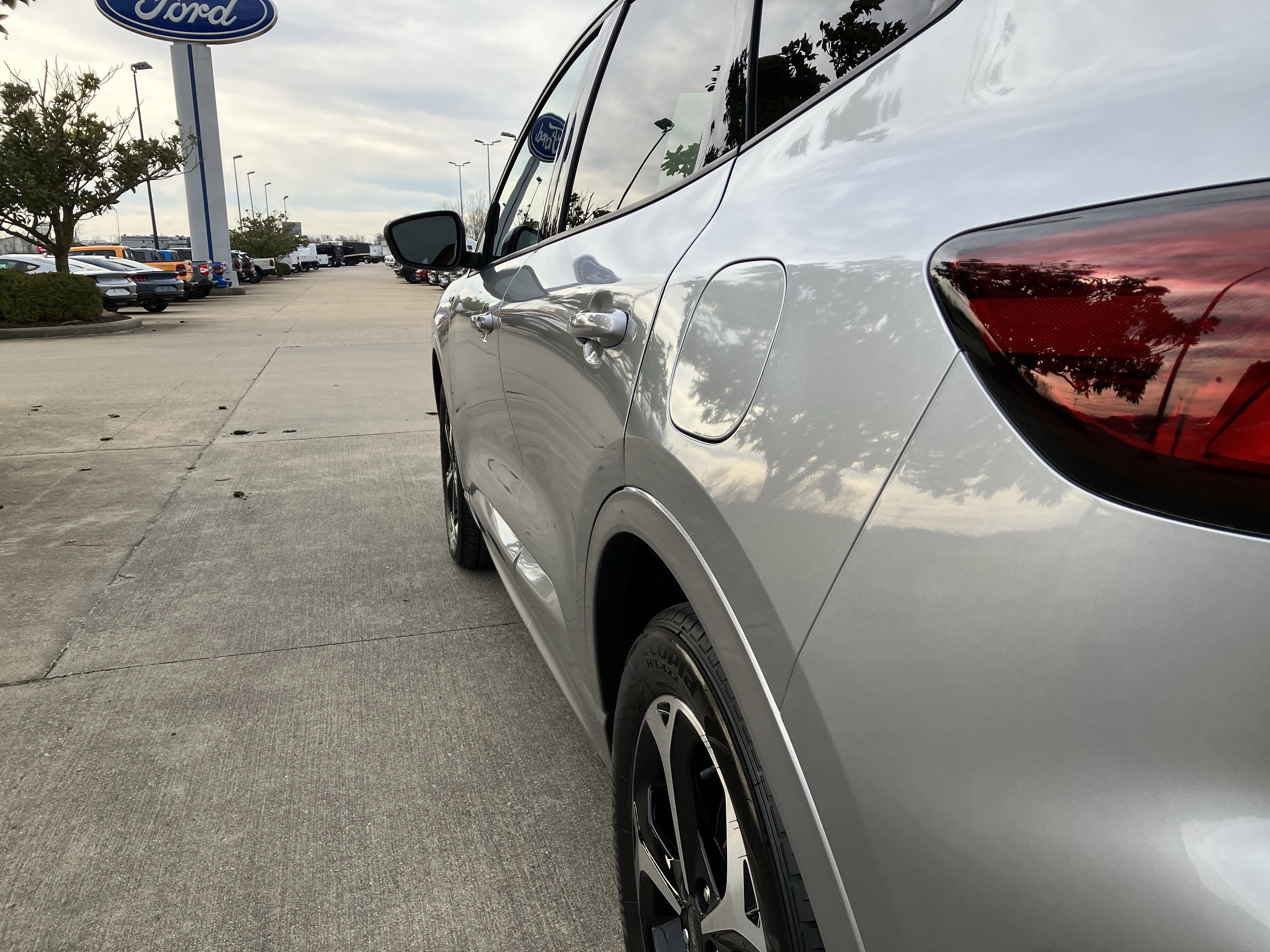 Certified 2023 Ford Escape ST-Line Select w/ Tech Pack #2 image 11