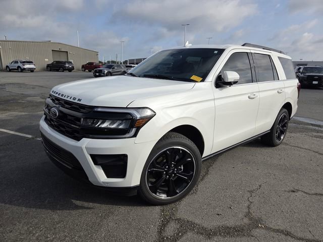 Certified 2024 Ford Expedition Limited AWD/4WD image 10